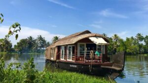 Lakes and lagoons (3)